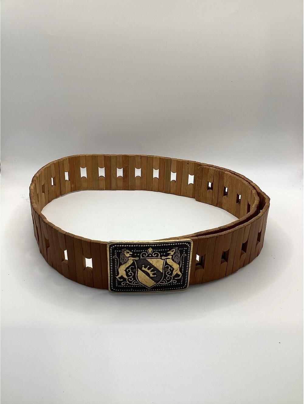 Unique Belt Wood Lion Crest Metal Buckle Adjustable
